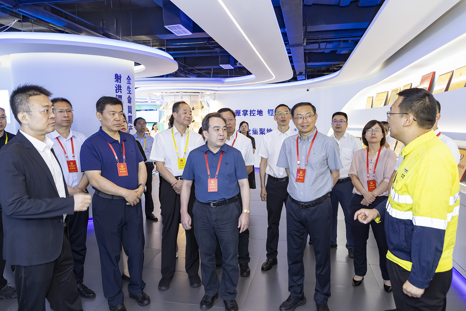 首页| 尊龙集团中国官方网站