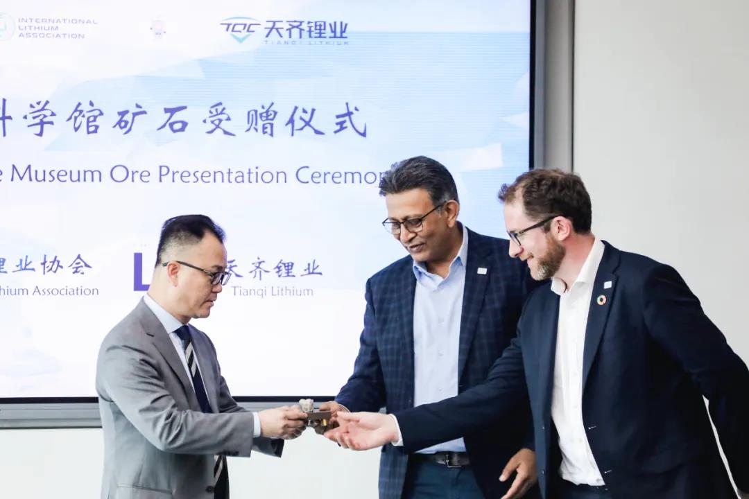 首页| 尊龙集团中国官方网站