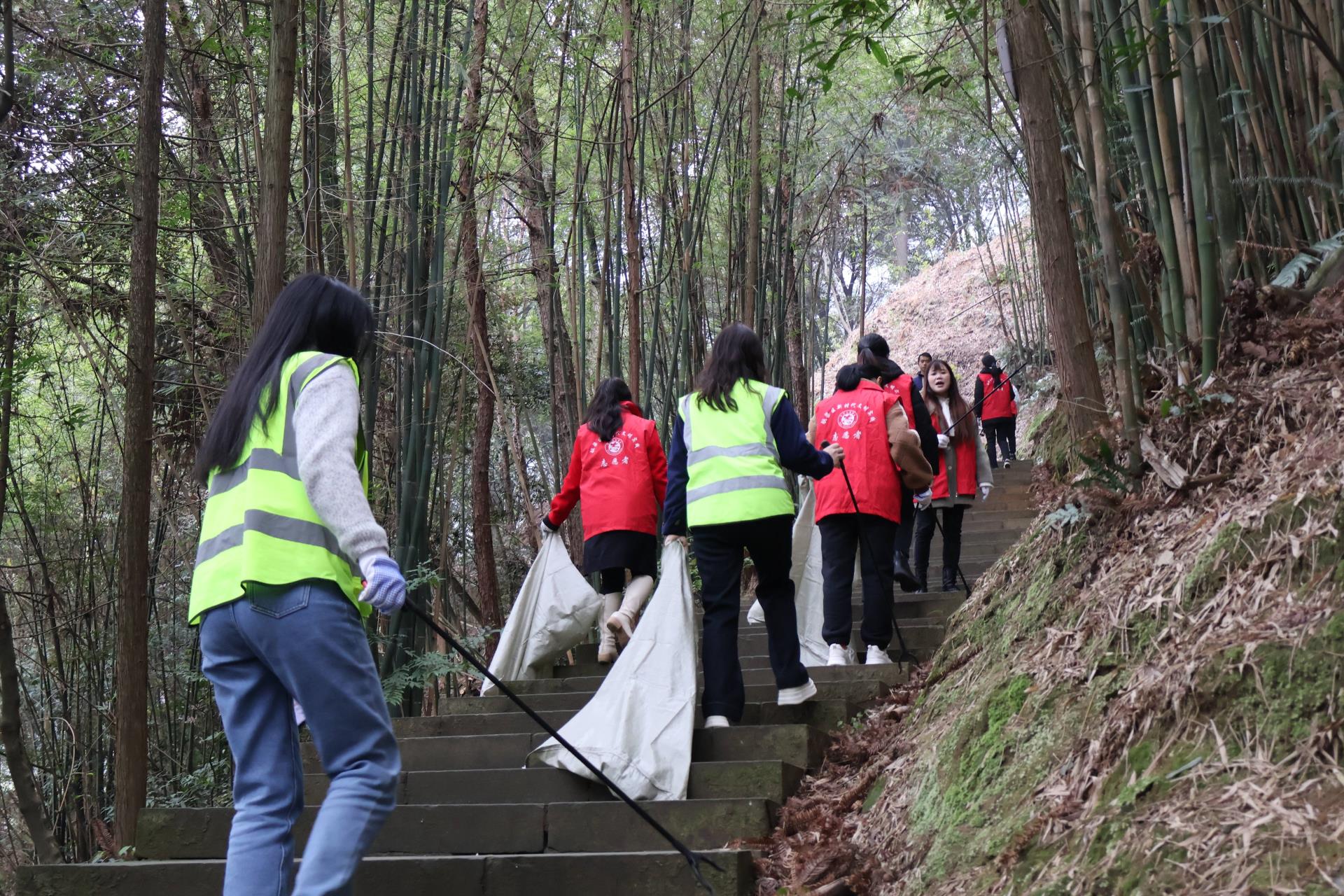 Ê×Ò³| ×ðÁú¼¯ÍÅÖйú¹Ù·½ÍøÕ¾