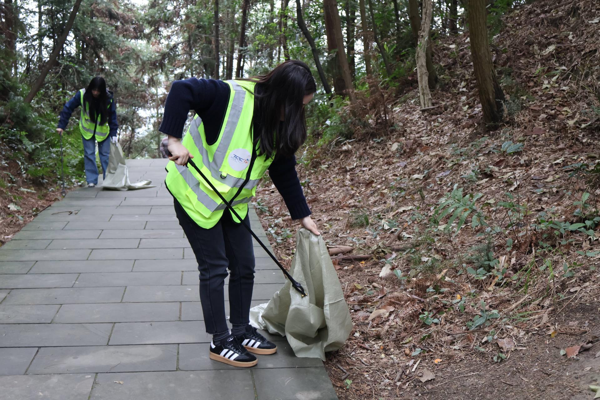 Ê×Ò³| ×ðÁú¼¯ÍÅÖйú¹Ù·½ÍøÕ¾