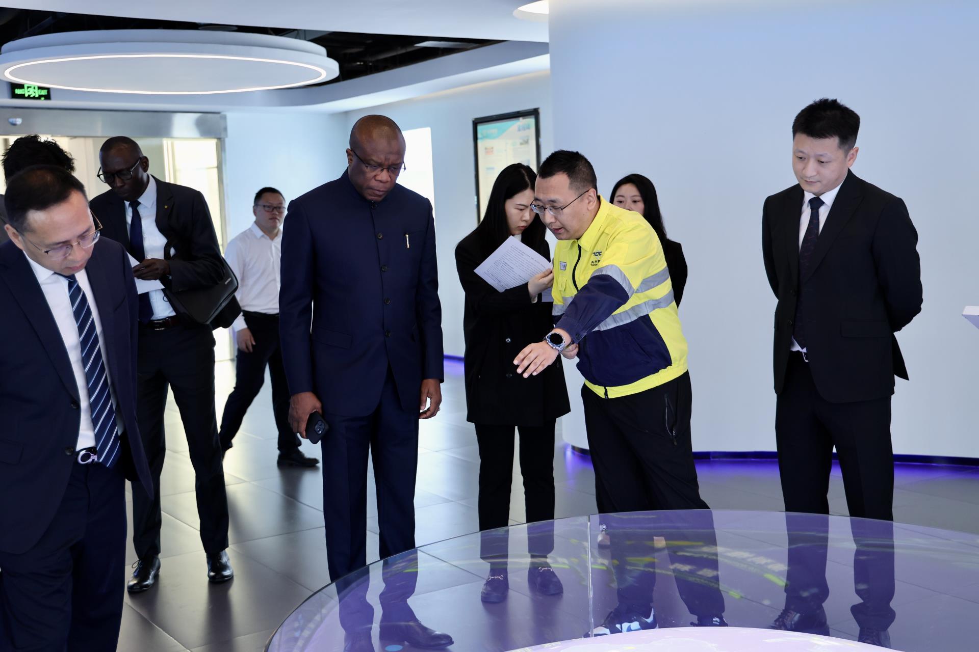 首页| 尊龙集团中国官方网站