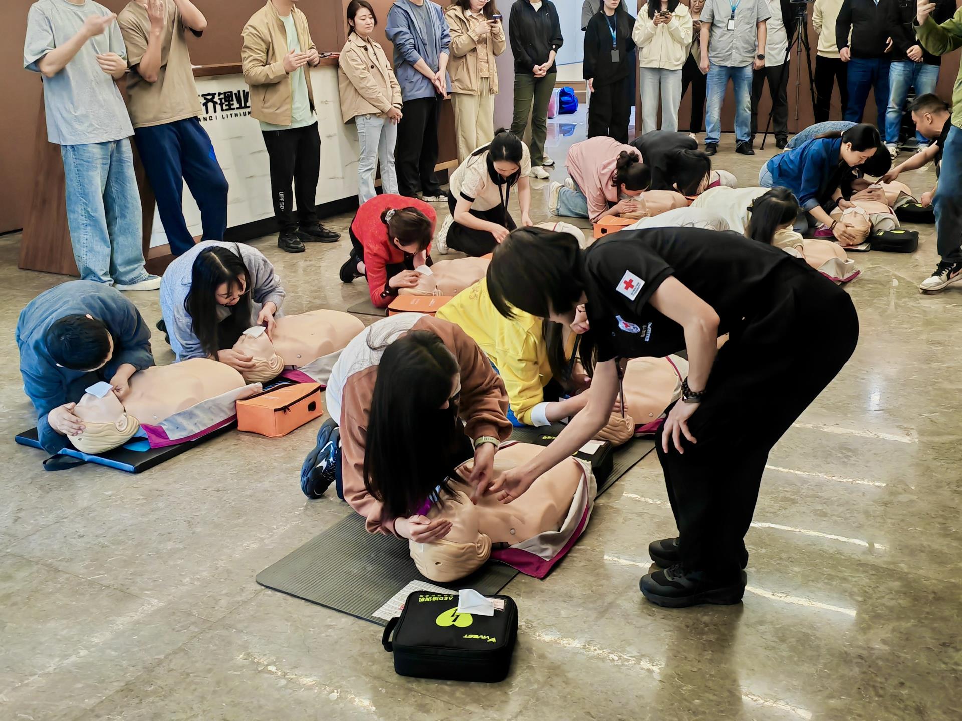 Ê×Ò³| ×ðÁú¼¯ÍÅÖйú¹Ù·½ÍøÕ¾