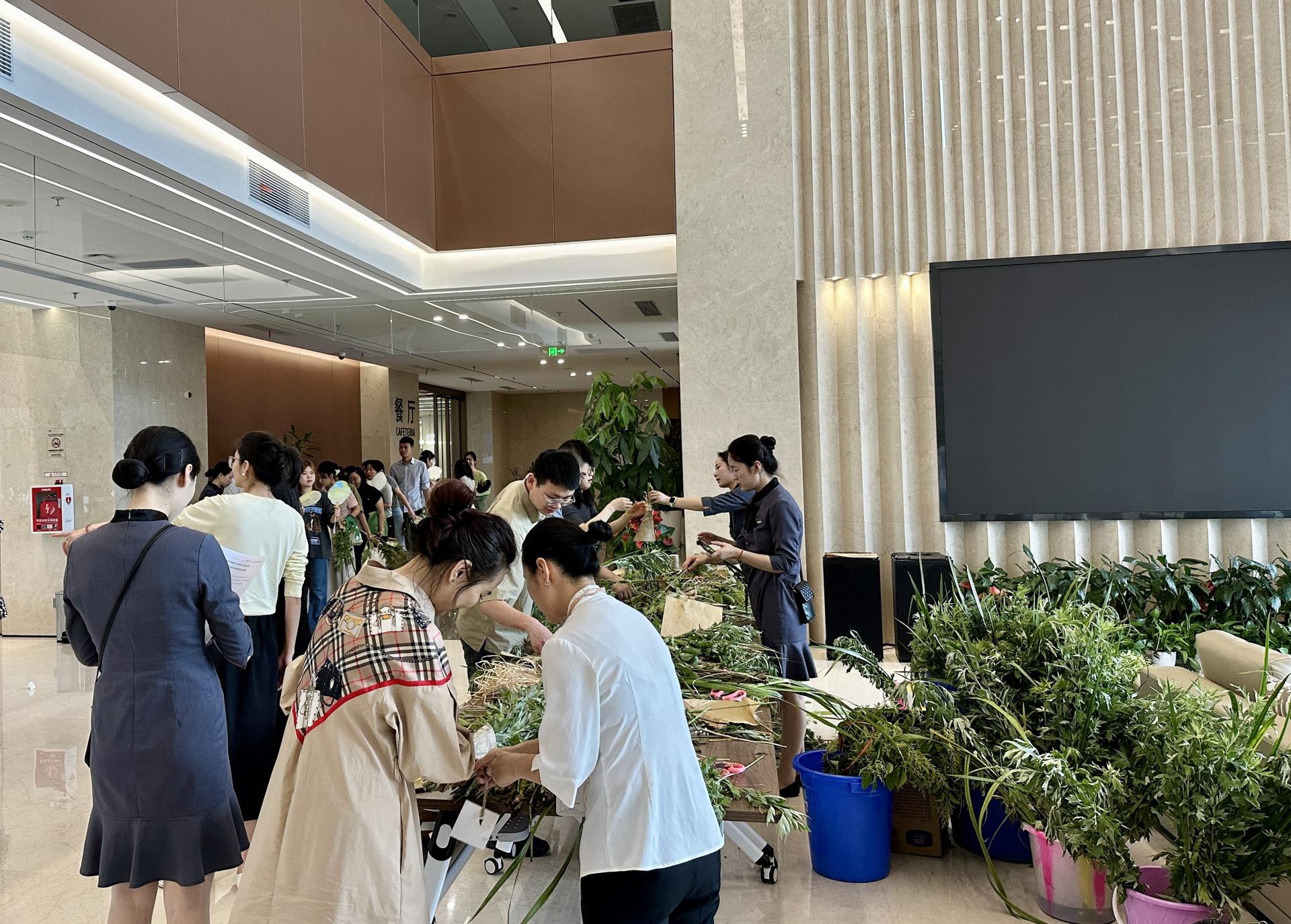 Ê×Ò³| ×ðÁú¼¯ÍÅÖйú¹Ù·½ÍøÕ¾